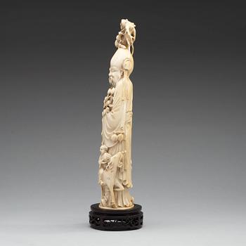 FIGURIN, elfenben. Qing dynastin, 1800-tal.