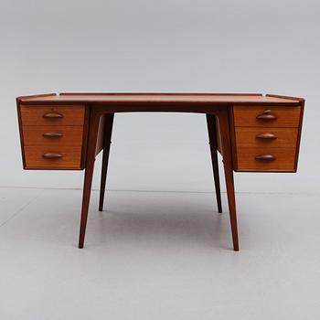 SKRIVBORD, "Pl. Uddebo", Svante Skogh, AB Möbelfabriken Balder, Vaggeryd, 1950-tal.