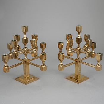 KANDELABRAR, ett par, mässing, Gusum, 1900-tal.