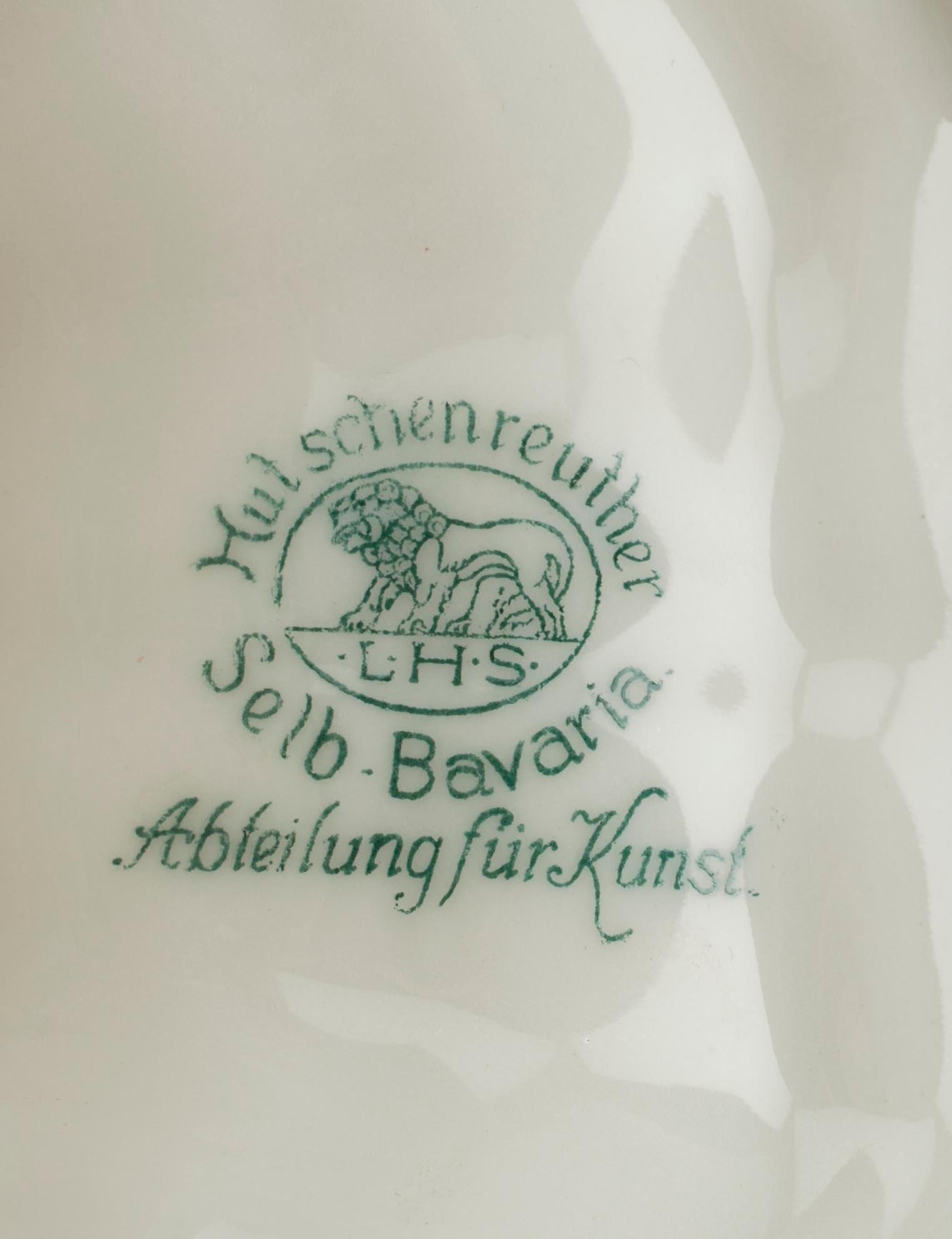 FIGURIN, porslin, Hutchenreuther Selb-Bavaria, Abteilung für Kunst, sign. K.Tutter. 1900-tal.