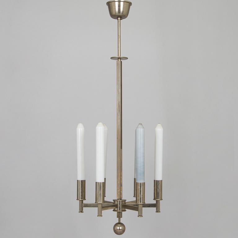 Paavo Tynell, A 1930s made to order chandelier for Taito.