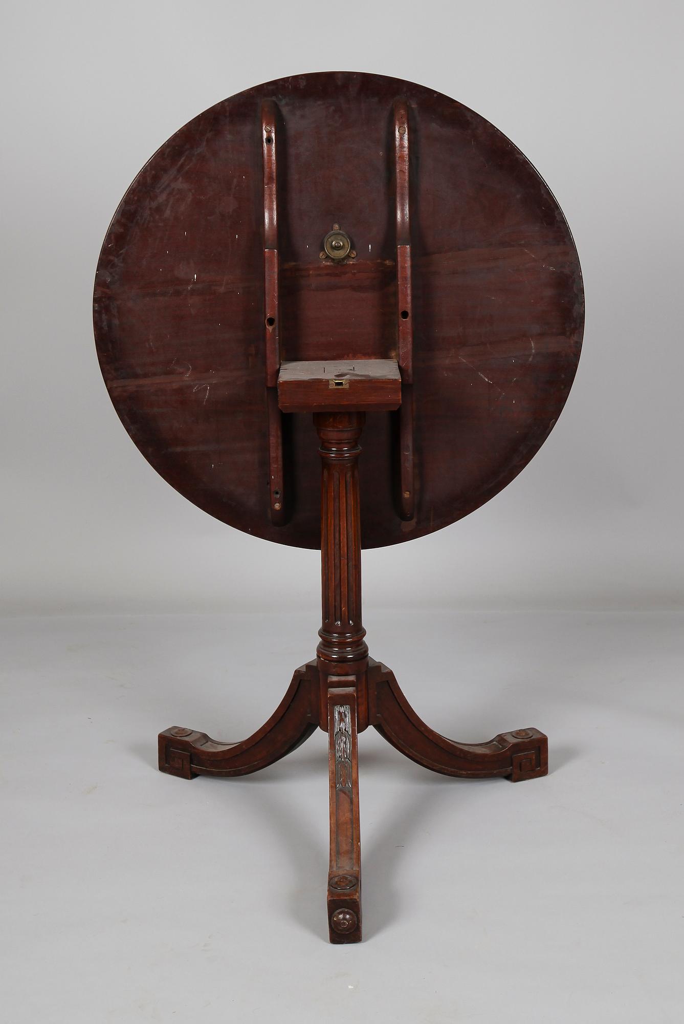 FÄLLBORD, 1800-talets första hälft.