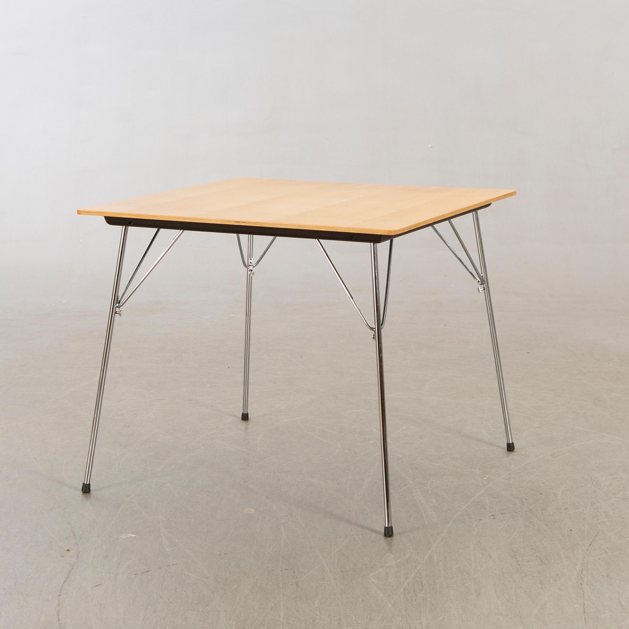 Charles Eames, table / folding table, made for Vitra.