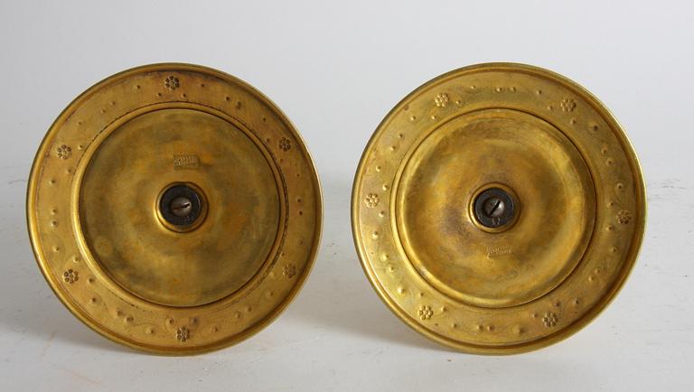 LJUSSTAKAR, ett par, barockstil, mässing.