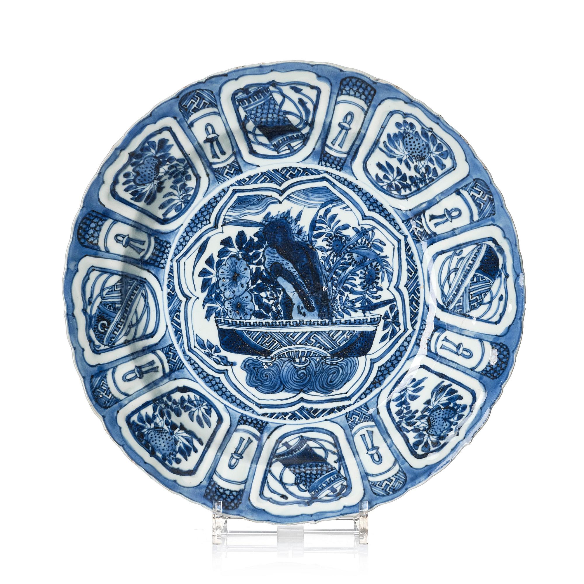 Fat, kraakporslin. Mingdynastin, Wanli (1572-1620).