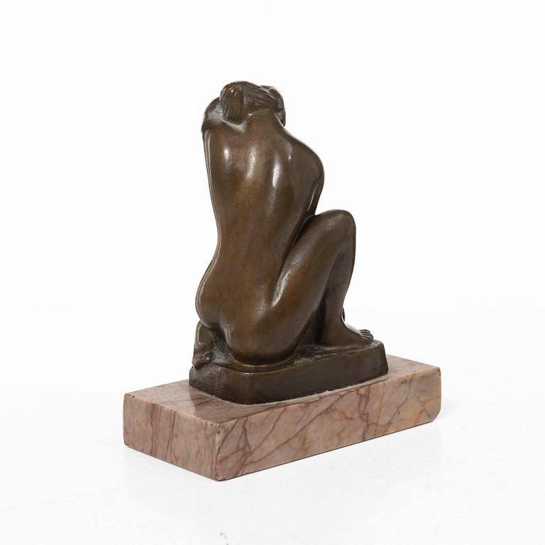 Astri Bergman-Taube, Sittande kvinna.