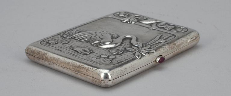 CIGARETTETUI, silver, Moskva, Ryssland 1908-1926.