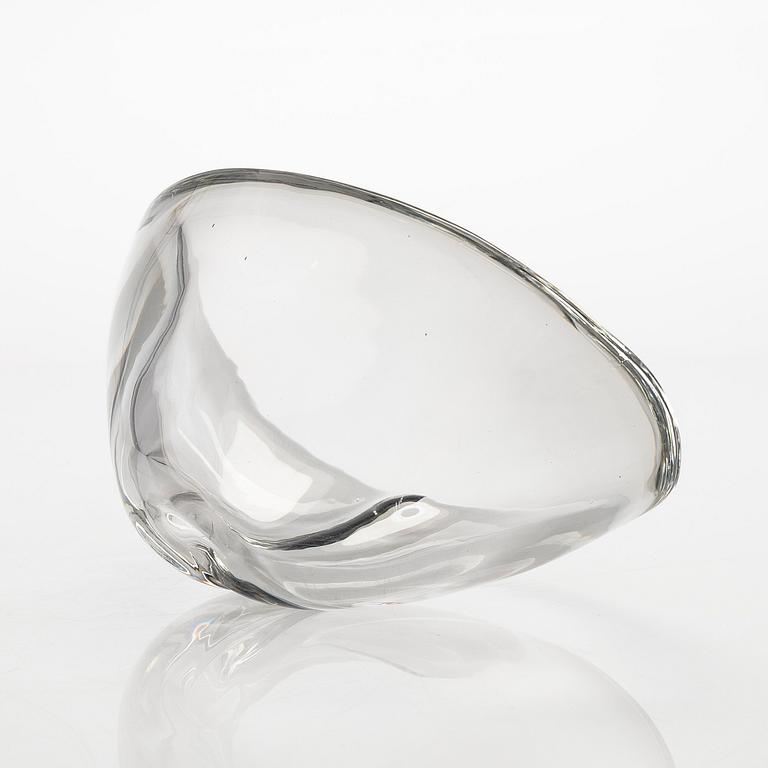 Tapio Wirkkala, a model '3357' glass bowl, signed Tapio Wirkkala - Iittala -55.