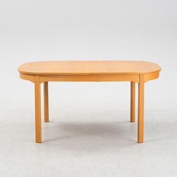 Carl Malmsten, an 'Ambassadör' oak dining table, second half of the 20th century.