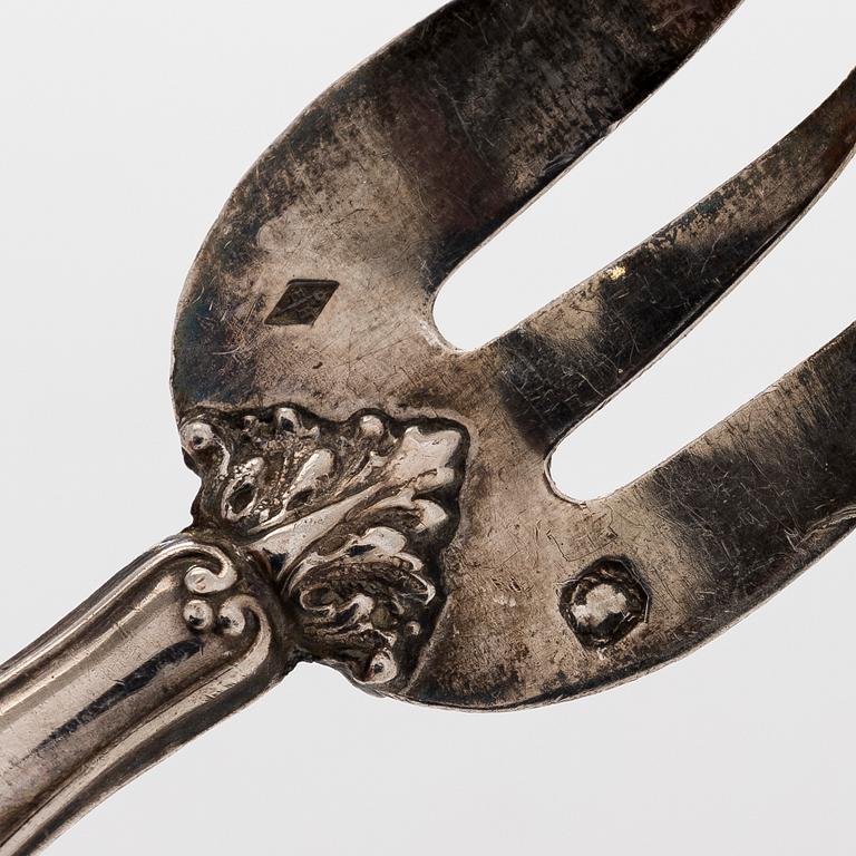 Emile Huignard, A set of six oyster forks, Silver (950), Paris, late 19th century.