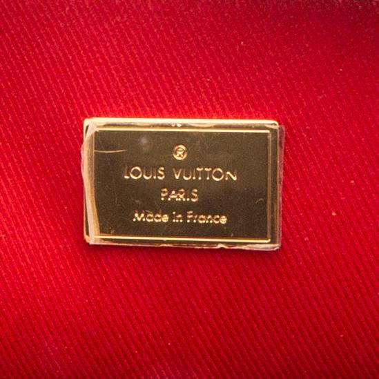 Louis Vuitton,