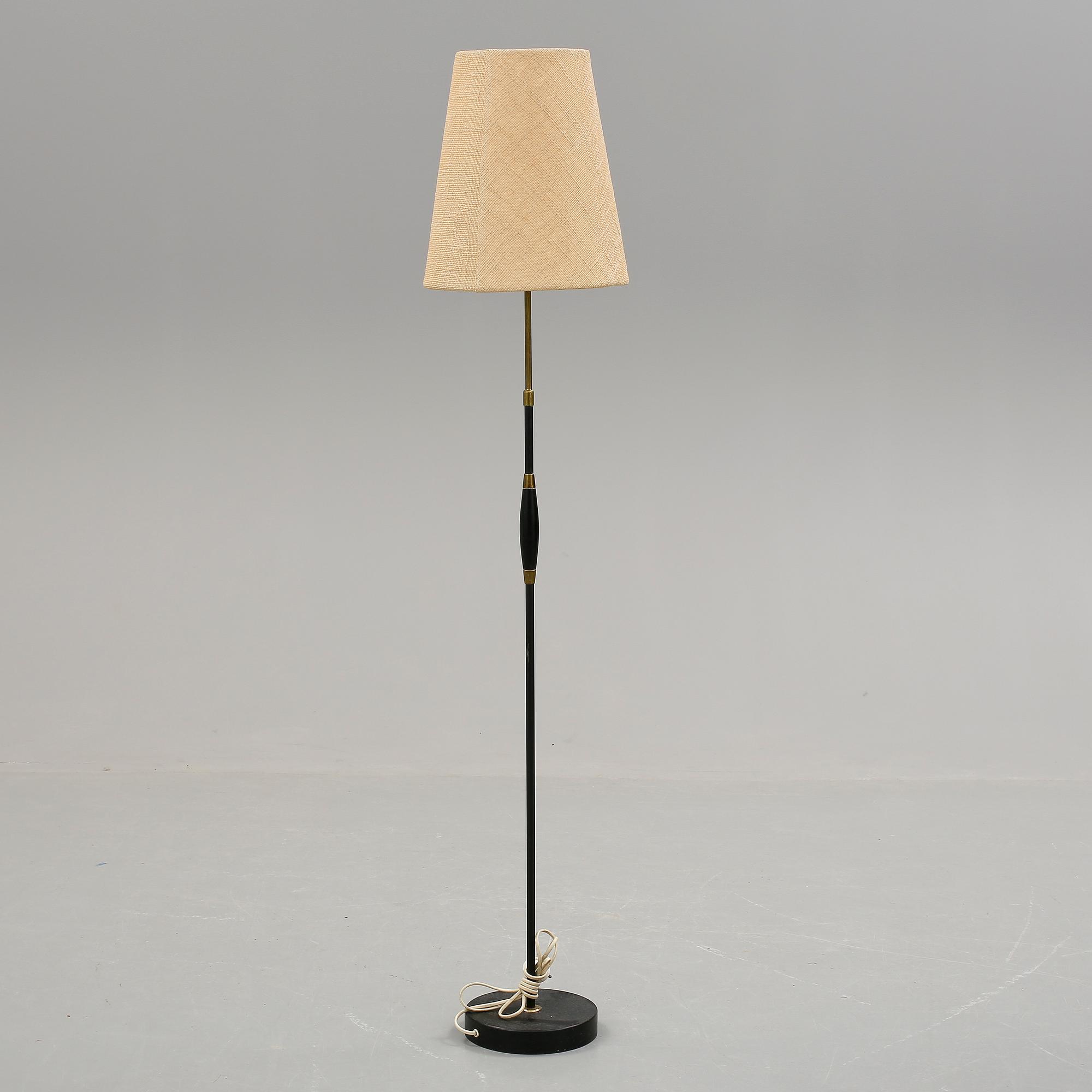 GOLVLAMPA, 1950-tal.