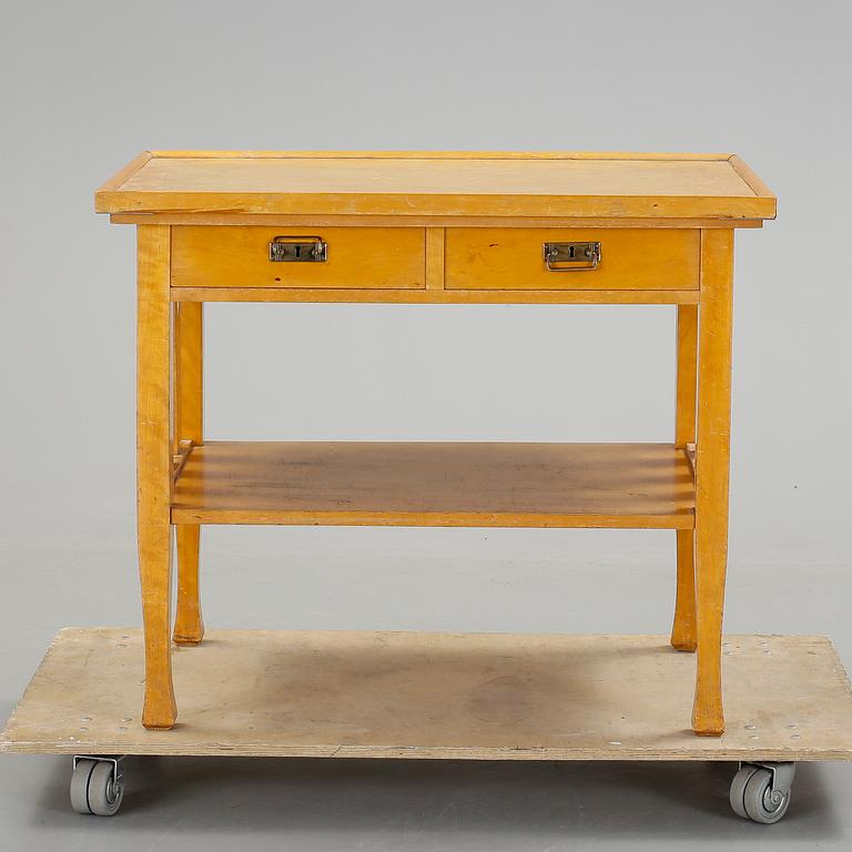 SERVERINGSBORD, björk, jugend, 1900-talets första hälft.