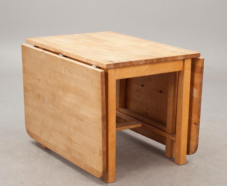 SLAGBORD, Sven Larsson Möbelshop.