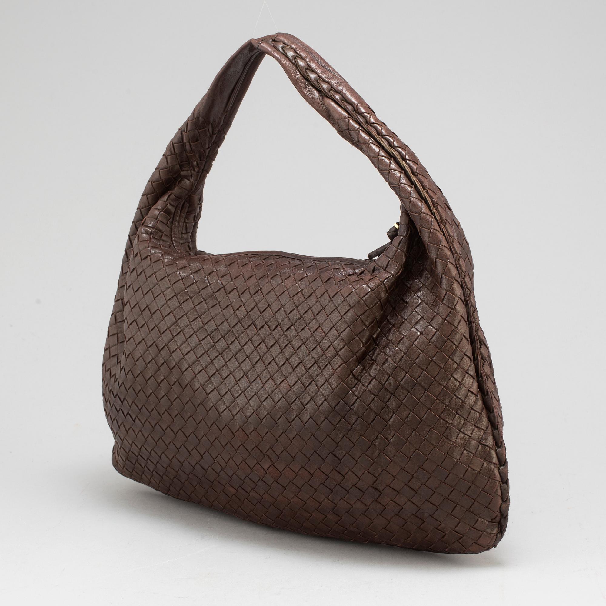 BOTTEGA VENETA, a brown leather Hobo bag.