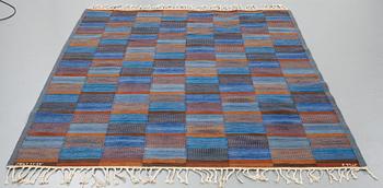 Mai Wellner, A CARPET, "Slagrutan", flat weave, ca 217 x 163,5 cm, signed AB MMF MW.