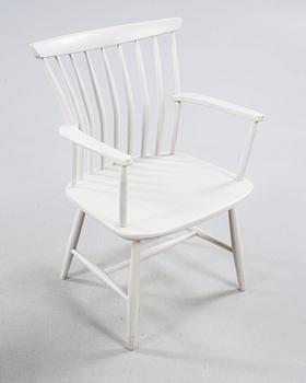 A pair of armchairs named "60A", designed by Gunnar Eklöf for AB Nässjö Stolfabrik.