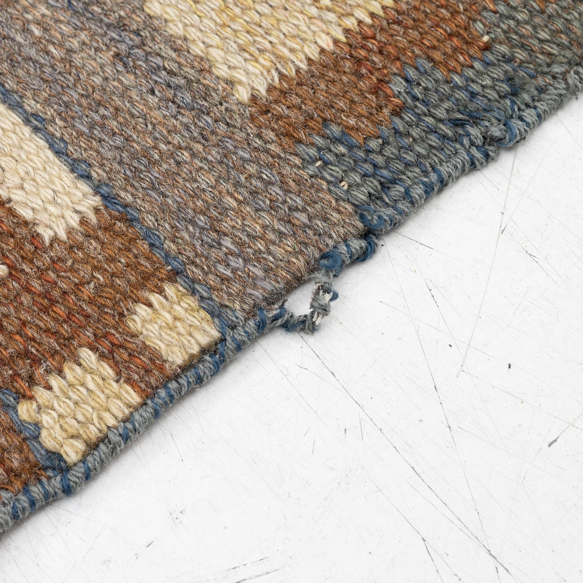 Märta Måås-Fjetterström, a 'Ljusa mattan' flat weave carpet, c. 215 x 180 cm,. signed MMF.