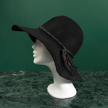 A hat by PUCCI, size II.