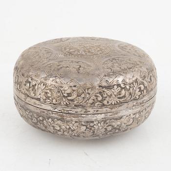 An Indian silver plated copper box with cover, 19th century.