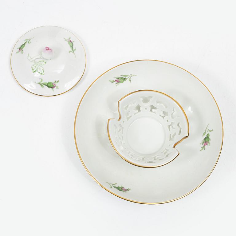 Meissen, Servisdelar, åtta stycken, främst 1800-tal.