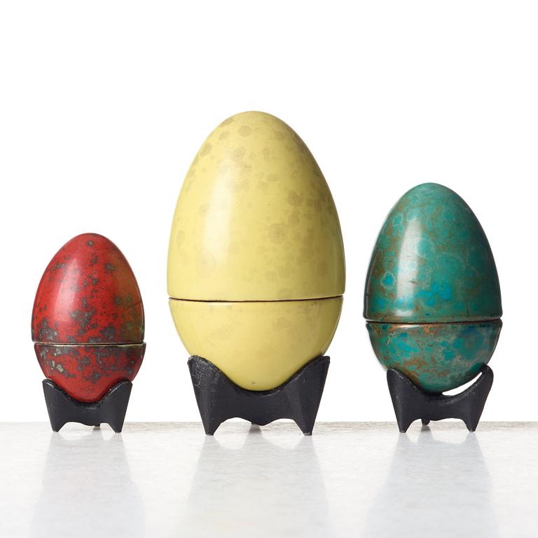 Hans Hedberg, a set of three faience sculptures of eggs, Biot, France.