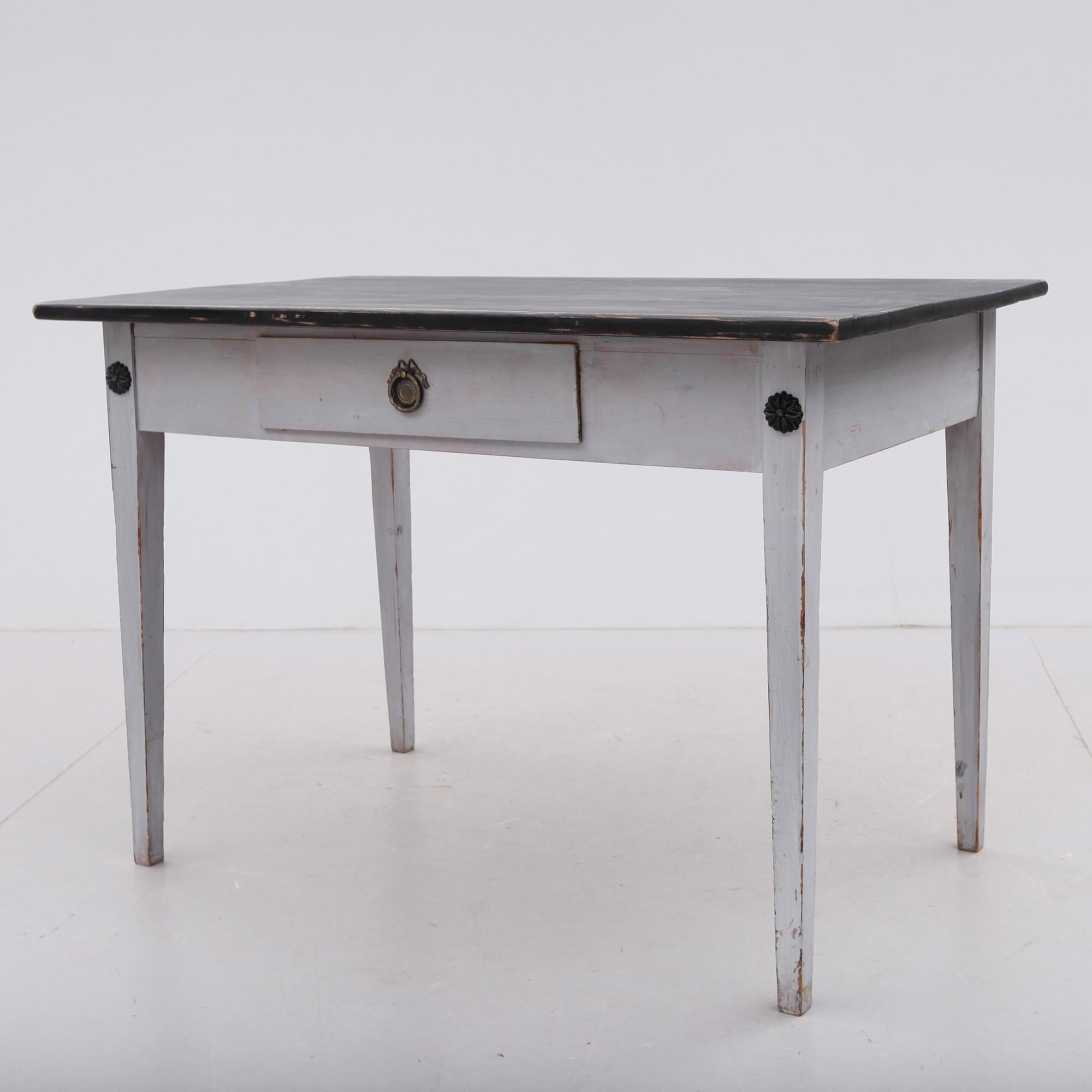 SKRIVBORD, 1900-talets första hälft.
