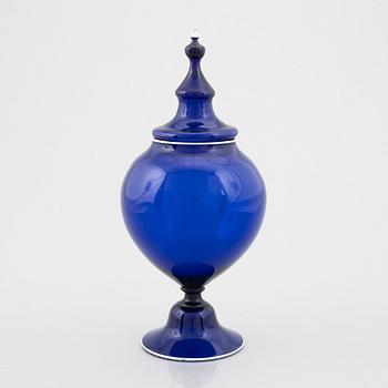 A potpourri glass urn, Norway or Gothenburg, Sweden, around 1800.