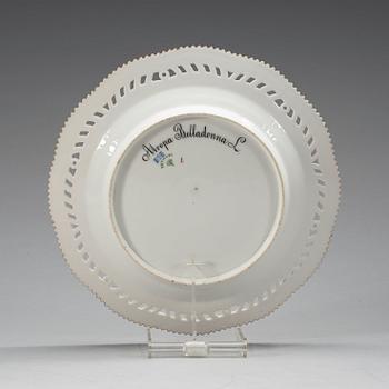 A set of 11 Royal Copenhagen 'Flora Danica' dinner plates, Denmark, early 20th Century.
