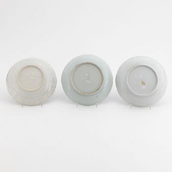 A set of three blue and white dishes, Qing dynasty, Qianlong (1736-95).