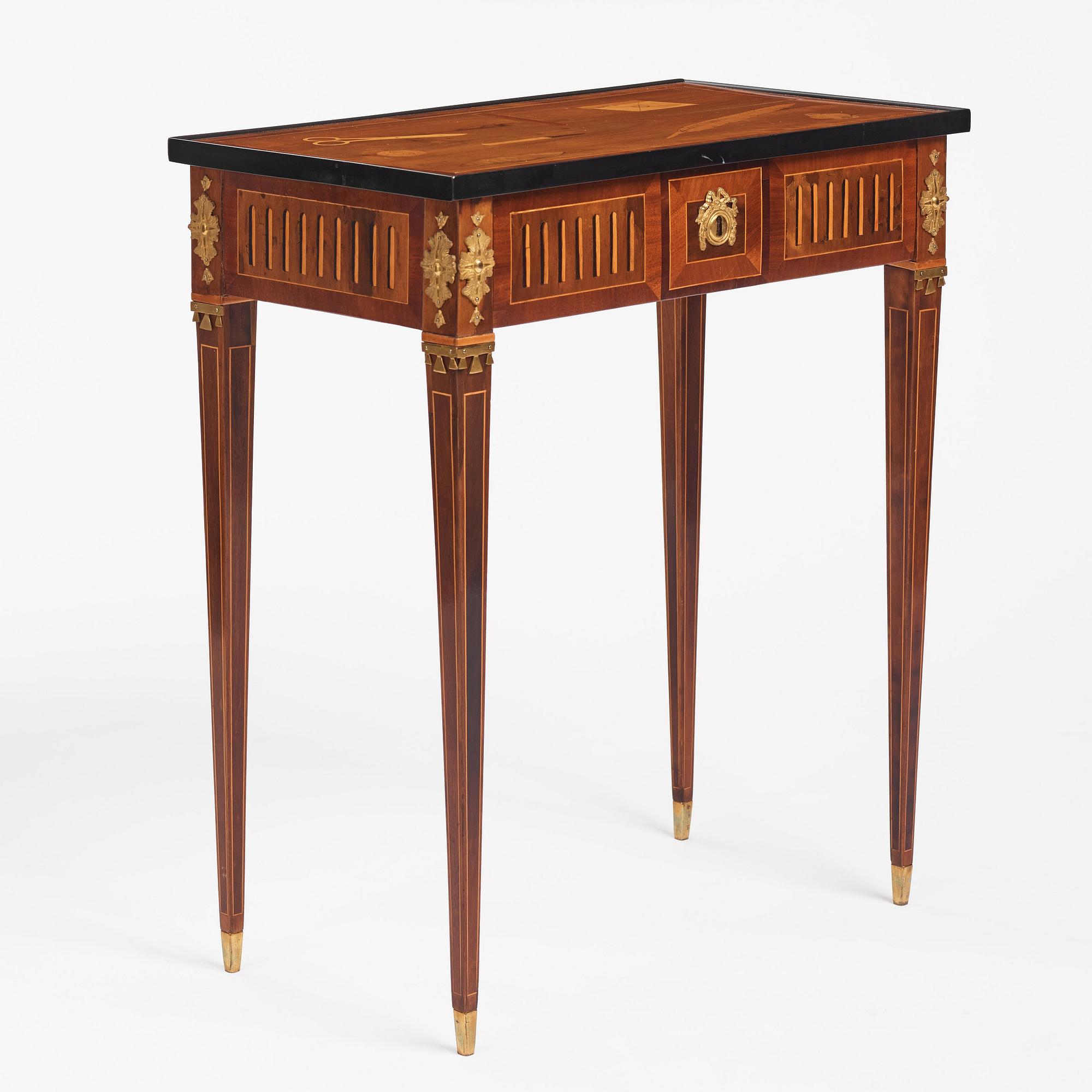 A Gustavian table by A Lundelius (master in Stockholm 1778-1823), not signed, late 18th Century.