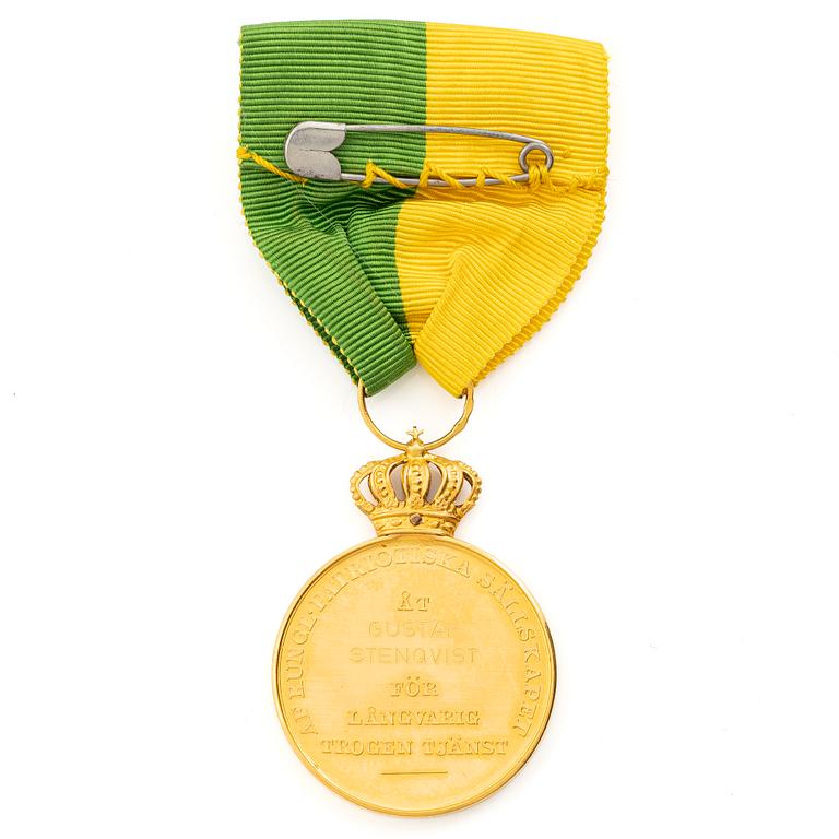 Medal, 18-carat gold, Royal Patriotic Society, 1945.