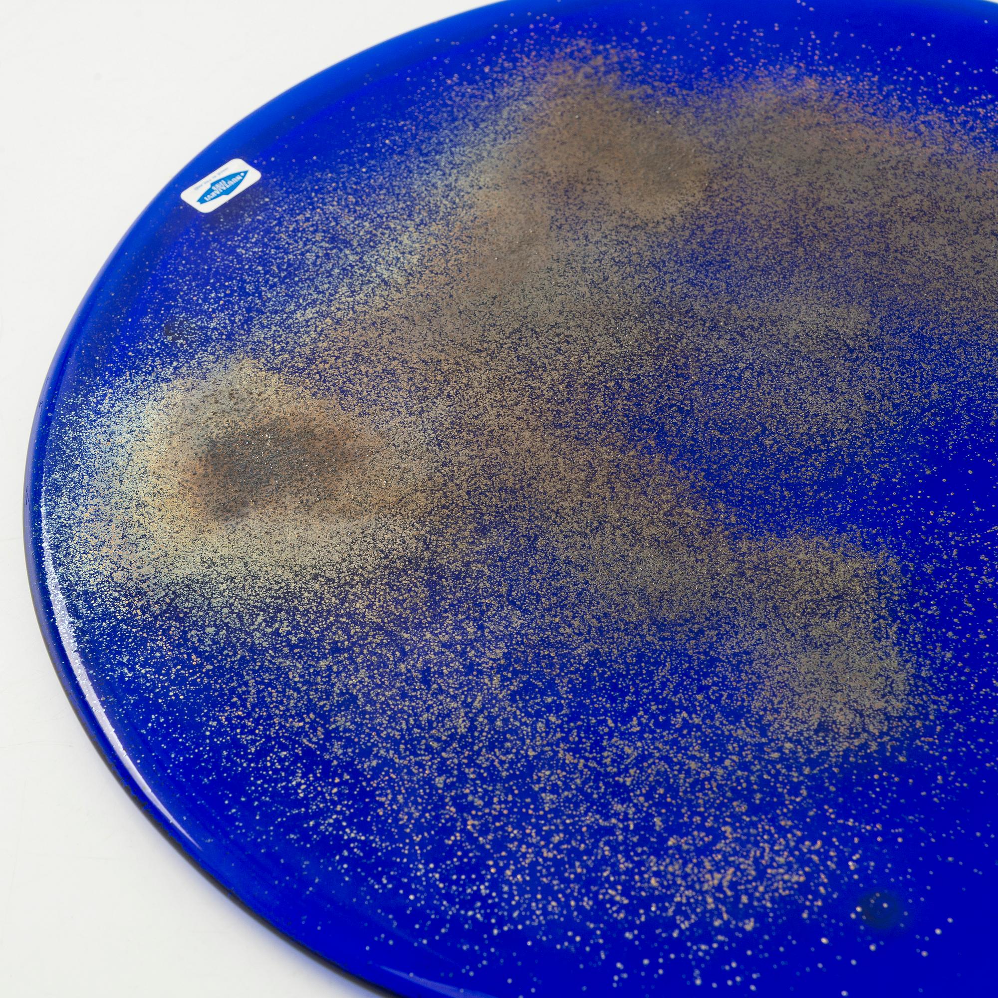 Oiva Toikka, Fat / underlägg, 2 st, glas, signerade O. Toikka Nuutajärvi.