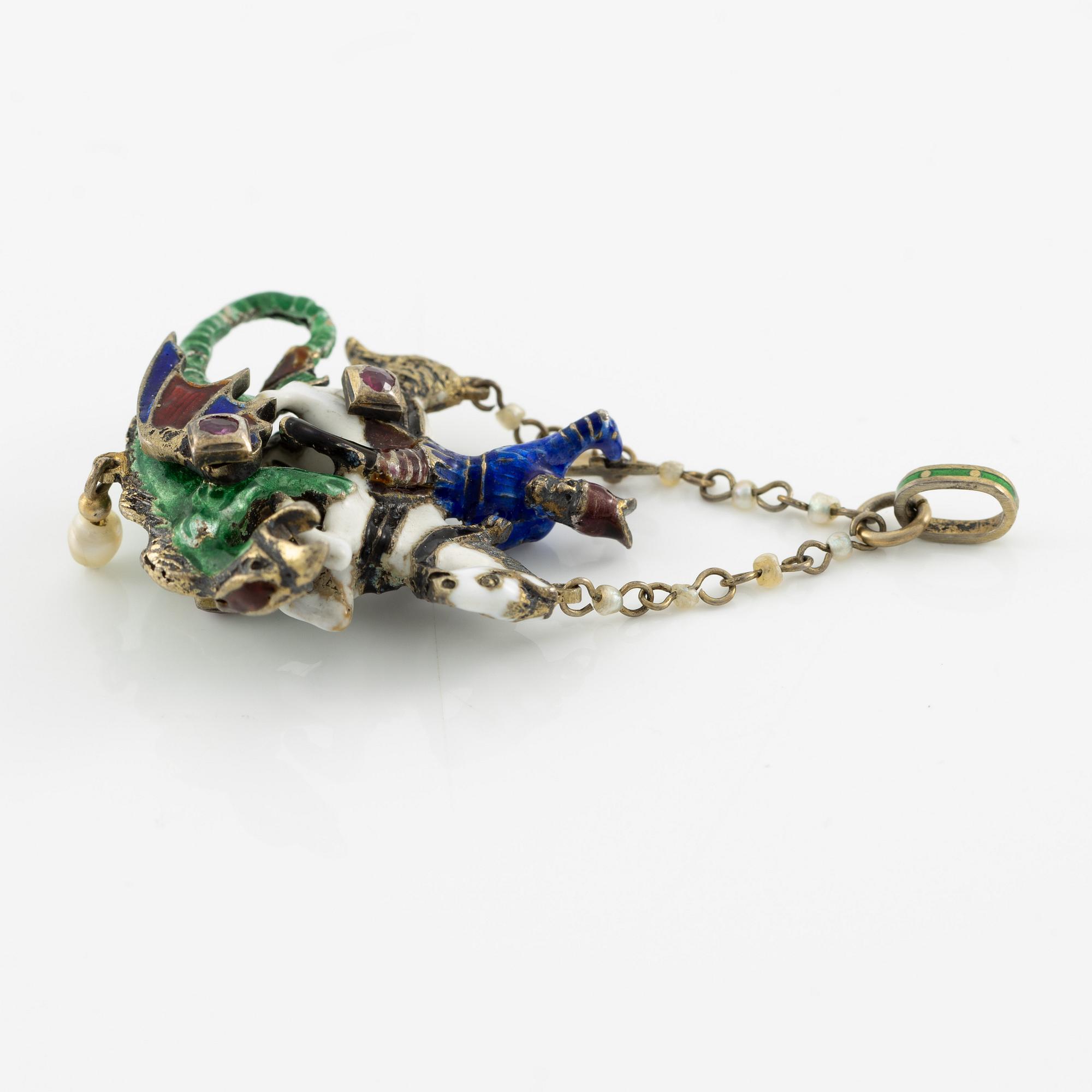 Pendant in silver and enamel with pearls and red stones "St George and the Dragon", Neo-Renaissance.