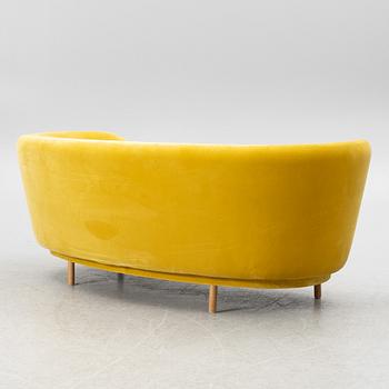 Chris Martin, a 'Dandy' sofa, Massproductions.