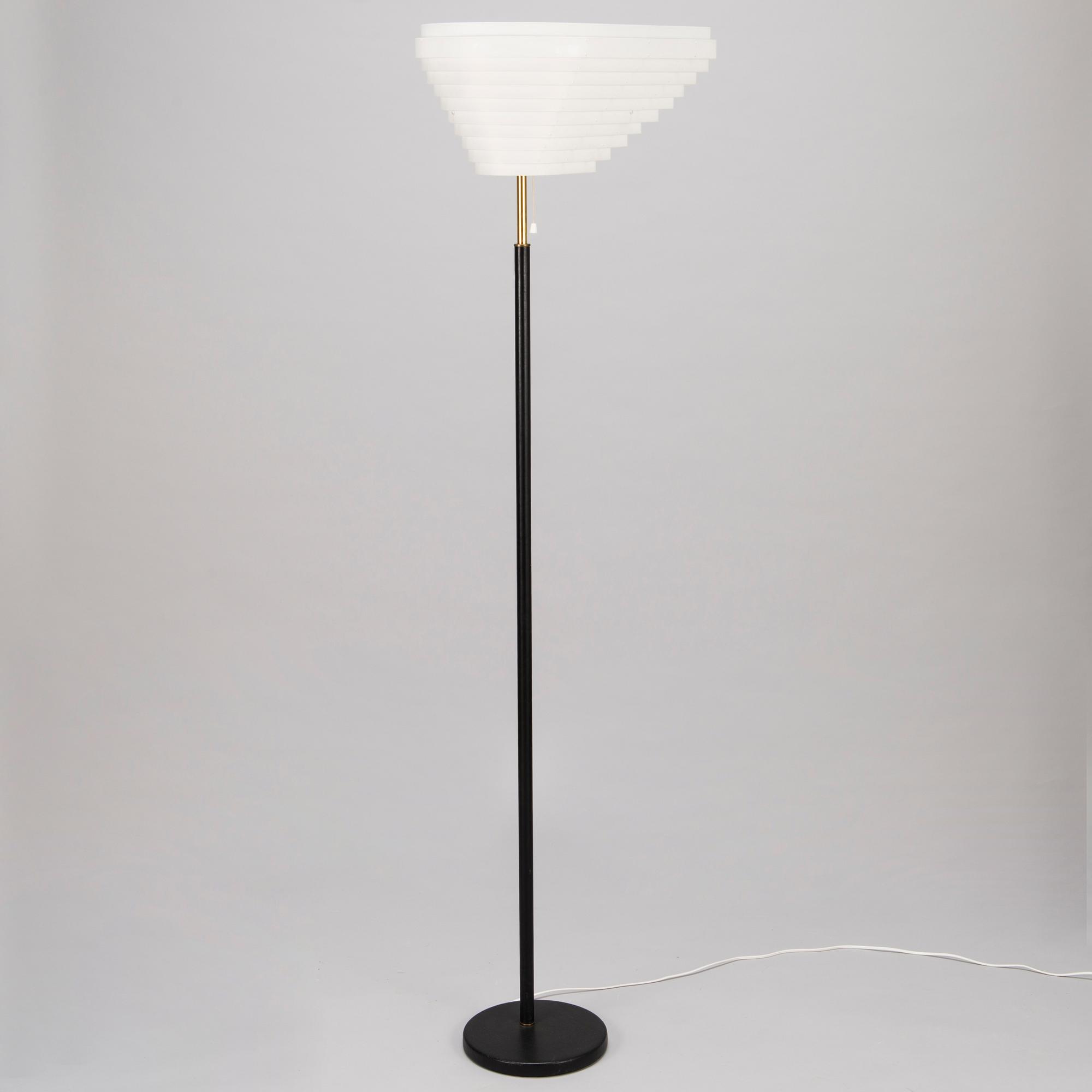 ALVAR AALTO, A FLOOR LAMP, "Angel's Wing". Manufactured by Valaistustyö.