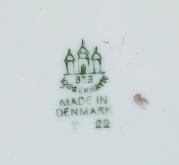 MATSERVIS, 41 delar, porslin, "Måsen", Bing & Gröndahl.