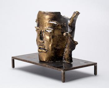 SKULPTUR, stengods, Hertha Hillfon egen studio.