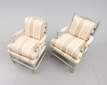 KARMSTOLAR, 1 par snarlika, sk Gripsholmsstolar, 1900-tal.