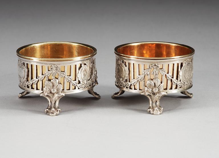 A pair of Russian 18th century parcel-gilt salts, makers mark of Magnus Graff, St. Petersburg 1776.