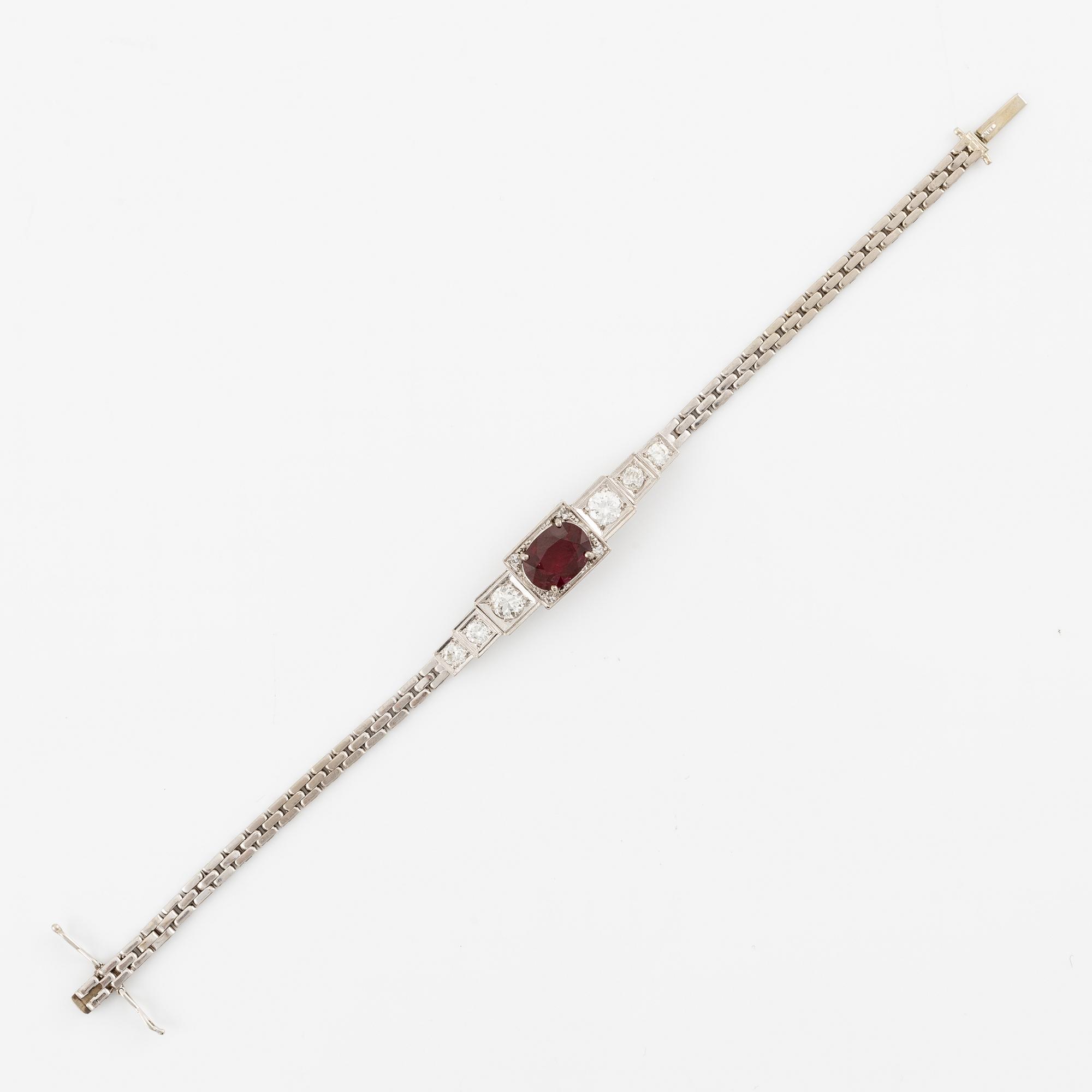 A bracelet 18K white gold with ruby and brilliant-cut diamonds. Malmö 1948.