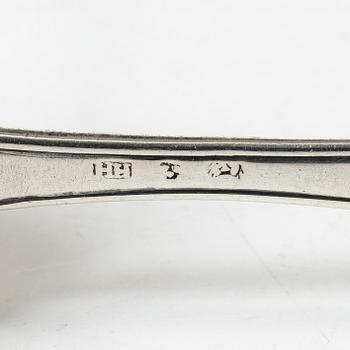 Matskedar, silver, 11 st, äldre modeller, 1789-1848.