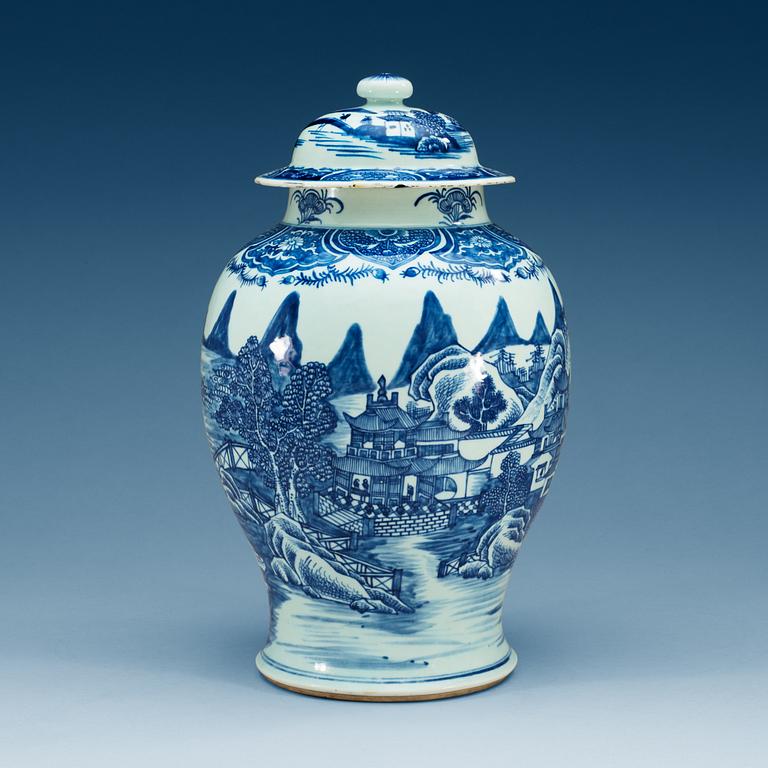 A blue and white jar with cover, Qing dynasty, Jiaqing (1796-1820).