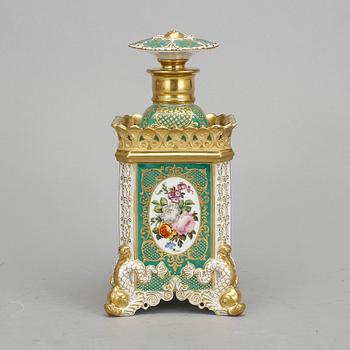 FLACON, porslin, Jacob Petit, Frankrike, 1800-tal.