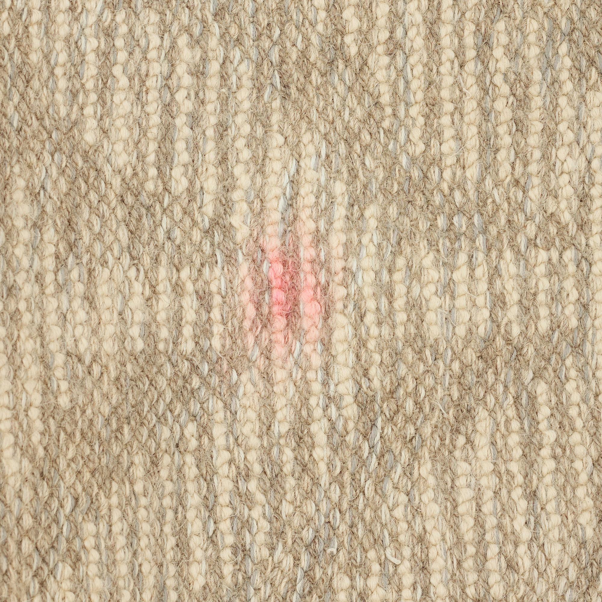 Elsa Gullberg, A carpet, knotted pile in relief, ca 348,5-351,5 x 230,5-236,5 cm, probably Elsa Gullberg.
