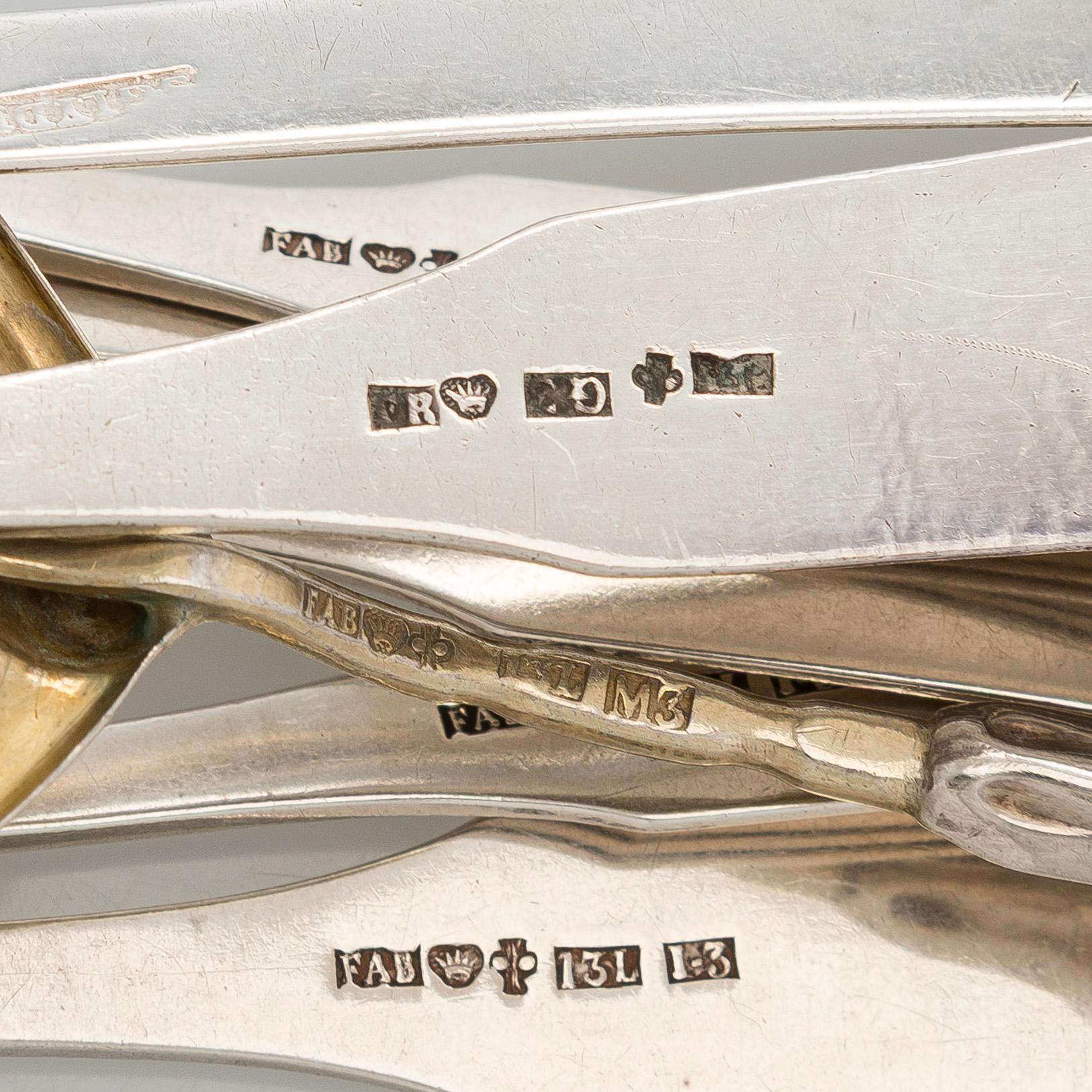 Skedar och servettringar, 12 dlr, silver, Vasa 1860-tal och Åbo 1799 -1906.