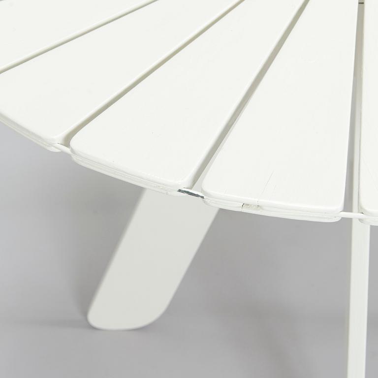 Alvar & Aino Aalto,  Trädgårdsmöblemang, 3 delar, "Aurinko-serien", Artek, 1950-tal och 1900-talets slut..