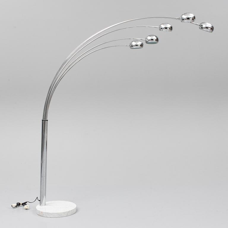 GOLVLAMPA, Qvist & Co, Fellingsbro, 1900-talets andra hälft.