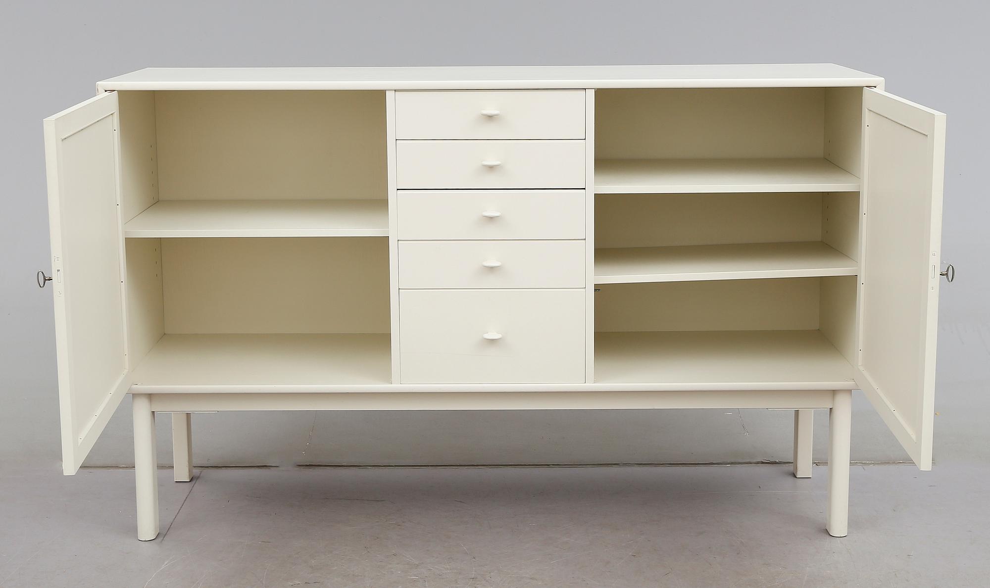SIDEBOARD, Sven Engström & Gunnar Myrstrand, Bodafors, 1900-talets andra hälft.