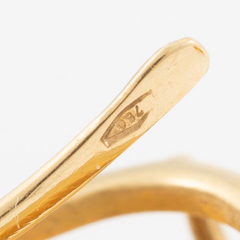 Örhängen, ett par 18K guld med citriner och briljantslipade diamanter.